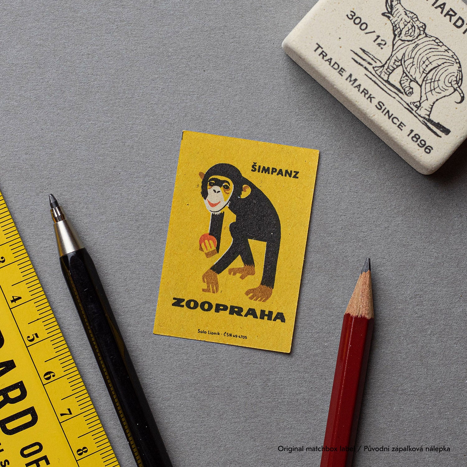 Zoo Praha - Šimpanz - Sítotisk 50x70 cm